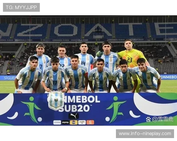 2025年最新足球球星历届排名分析与前十强实力对比