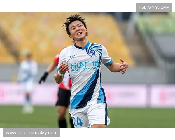 中超最帅国足球星是谁全面盘点球场颜值担当与实力兼具球员