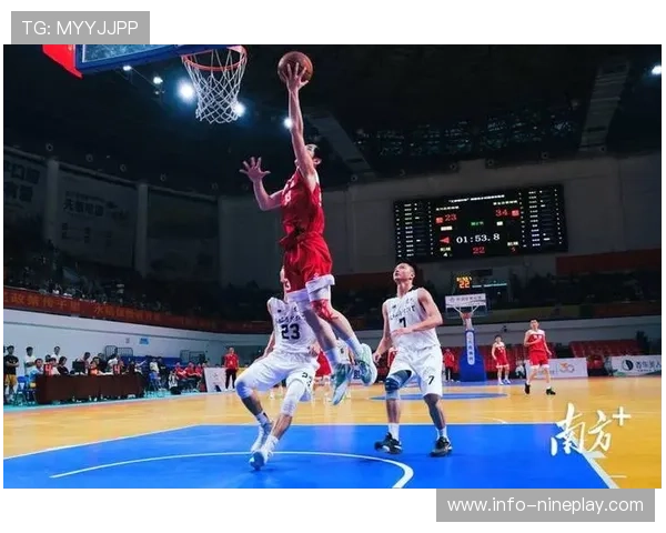 当足球巨星与篮球传奇同框时跨界合影点燃体育迷热情