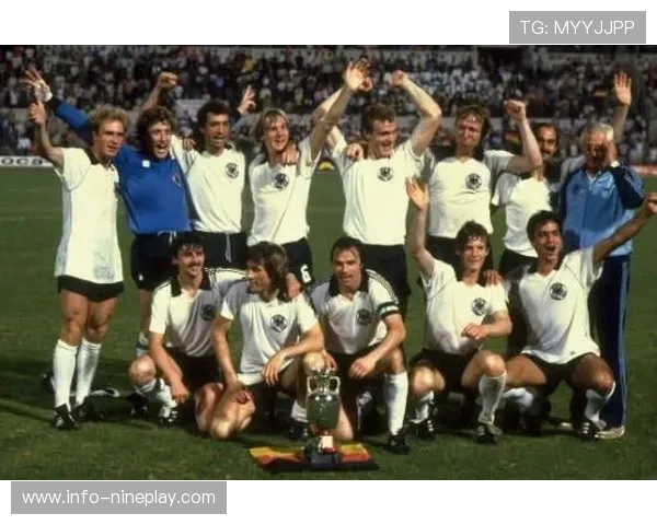 德国足球队近八年球星崛起与辉煌历程的全面解析