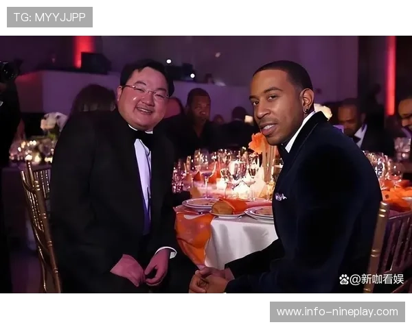 足球明星奢华消费揭秘 豪华豪宅游艇与私人飞机的背后故事 足球明星奢华消费揭秘 豪华豪宅游艇与私人飞机的背后故事